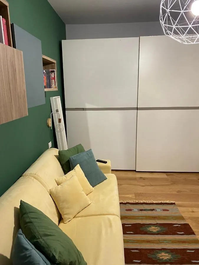 Homestay Bruschetti Home Milan Italy
